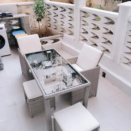 Apartment Play Game - Travelsolving *