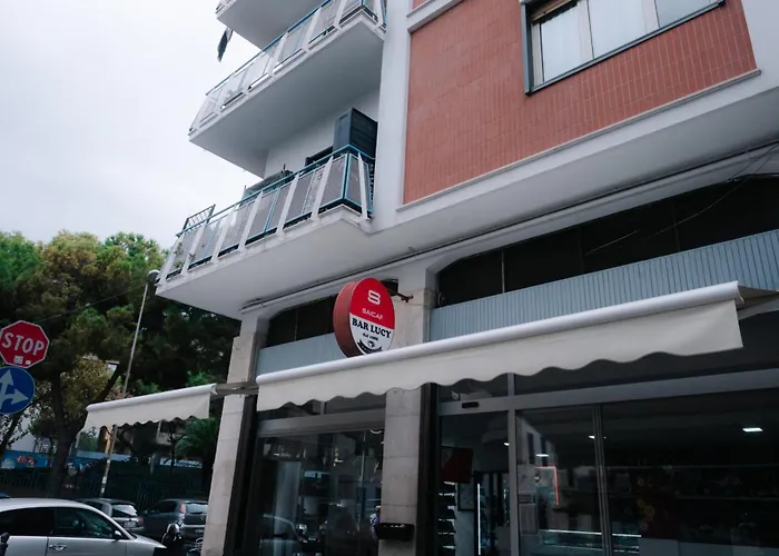 アパート Play Game - Travelsolving